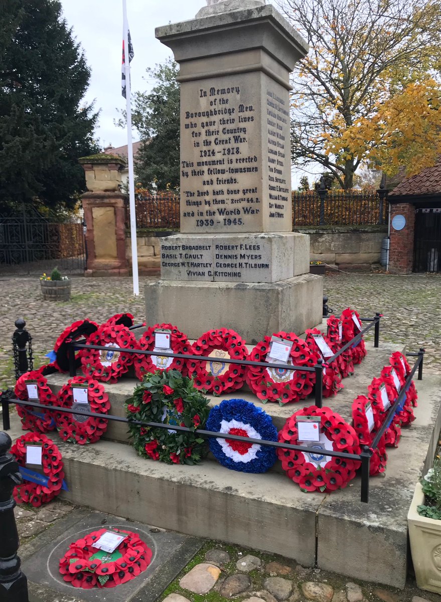 The War Memorial looking resplendent yesterday following the Remembrance Service. A wreath was laid on behalf of the Chamber of Trade.