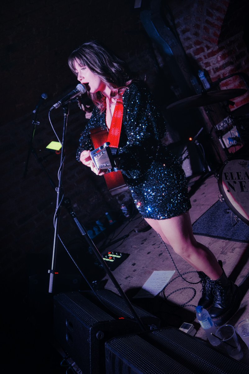 sye_lewis's tweet photo. Great Saturday night out 13/11/21 @eleanor_nelly @TheHummingbirds @ebgbsliverpool https://t.co/XHPQKcdC1h