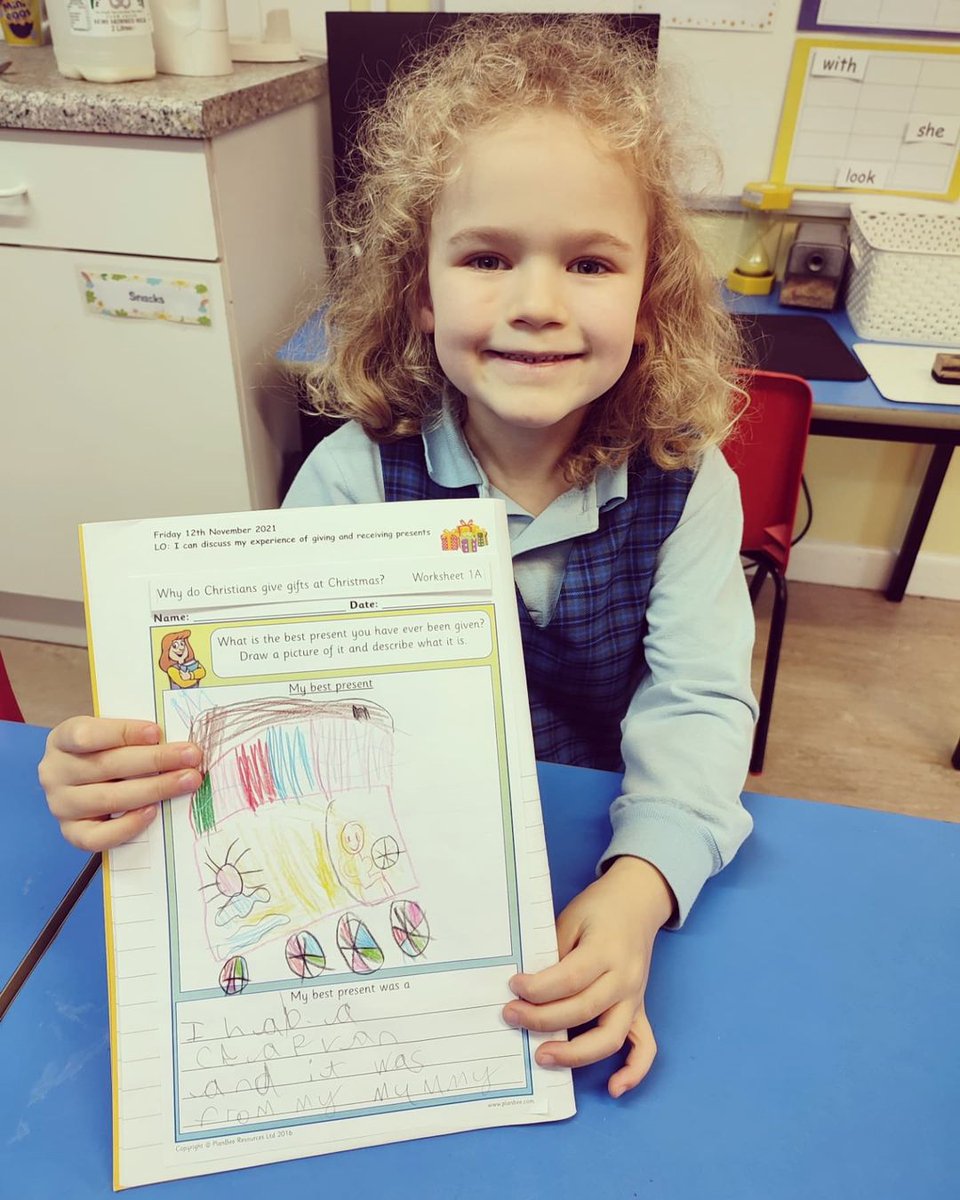 StNeotsPrep's tweet image. We&apos;re on the countdown to our Christmas presents after learning about why we give gifts at this special time of year 🎁 #SNYr1 #thinkingandlearning #itsastneotsthing #christmasiscoming