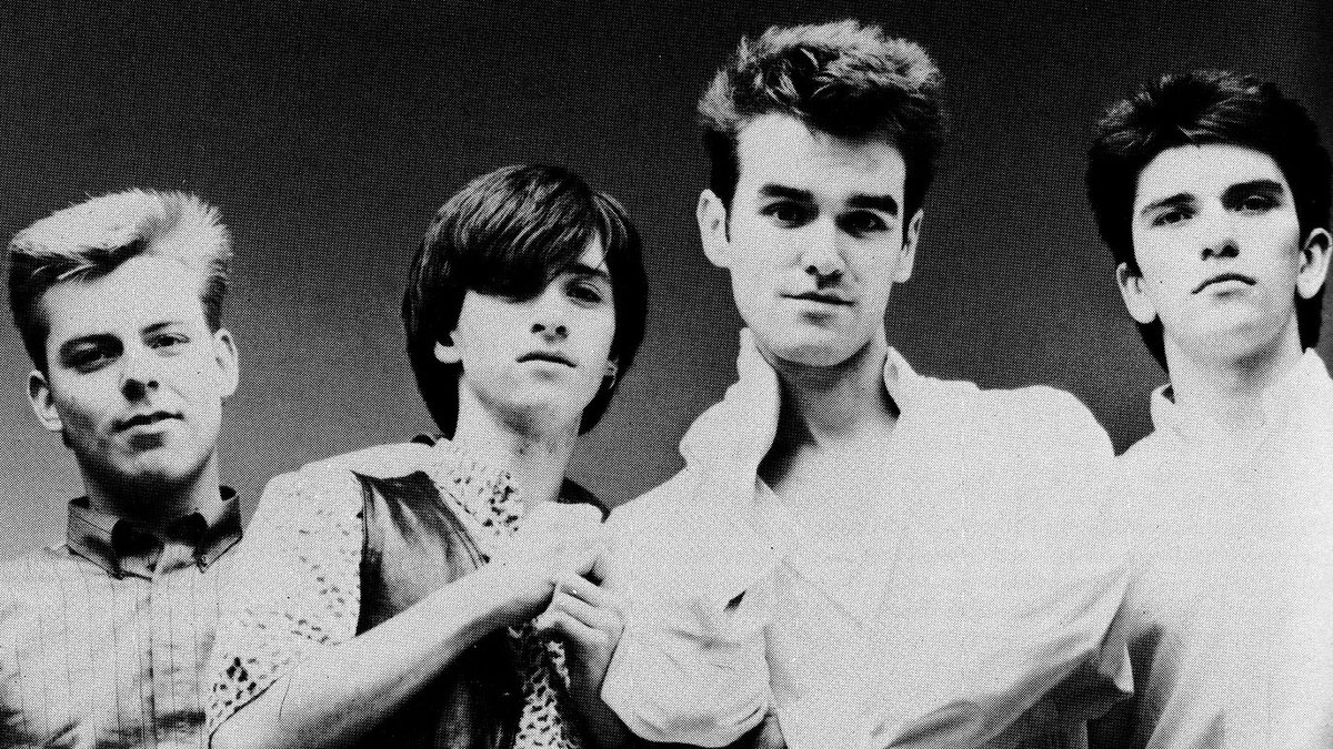 Hoy en #ElDisconauta hemos sacado del cajón una selección de canciones que queremos dedicaros, poneos cómodos, estáis en vuestra casa.
eldisconauta.blogspot.com/2021/11/cancio…
#TheHousemartins #TheSmiths #SimpleMinds #TheCure #JoyDivision #DepecheMode #NewOrder #TheCult #Radiopodcast #Discos