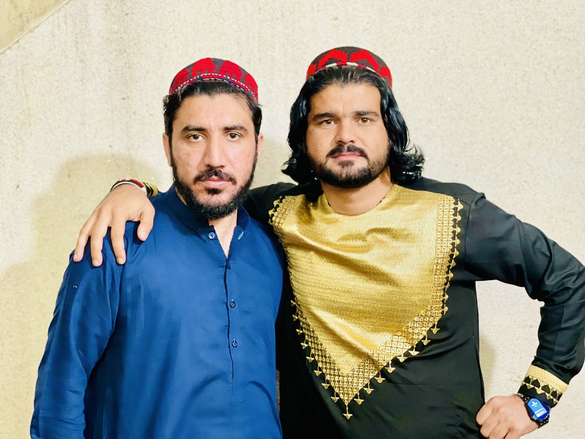 GilamanPashten's tweet photo. په خاوره دې سجدې کړم په اوبو دې اودسونه
جنت ته به له تا نه وړم ایمان افغانستانه
❤️قربان🇦🇫افغانستانه❤️
❤️جانان🇦🇫افغانستانه❤️
هوا دې زما روح دی د لمر وړانګې ديد د سترګو 
له ځانه‌پر ما ګران ستا اوچت غرونه تر اسمانه
❤️قربان 🇦🇫افغانستانه❤️
❤️جانا�� 🇦🇫افغانستانه❤️ https://t.co/tab4kMjvwT
