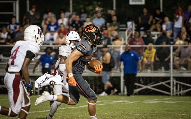 iamlogantanner's tweet photo. Full Varsity High School Stats:
12 games played
51 Receptions
1162 yards
14 Touchdowns
96.8 avg yards per game
@StPiusXFootball @AztecRecruits @CranfillGreg @justinallen_13 @RoSimonJr @NickHarris247 @Perroni247 @SWiltfong247 @samspiegs @Mansell247 https://t.co/Ppo4lQgIQc