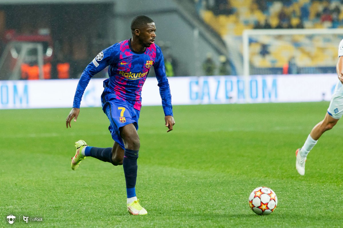 _BeFootball's tweet photo. OusmaneDembélé était le premier arrivé à l'entraînement aujourd'hui.

(@alexpintanel) https://t.co/rPtABoTrQI