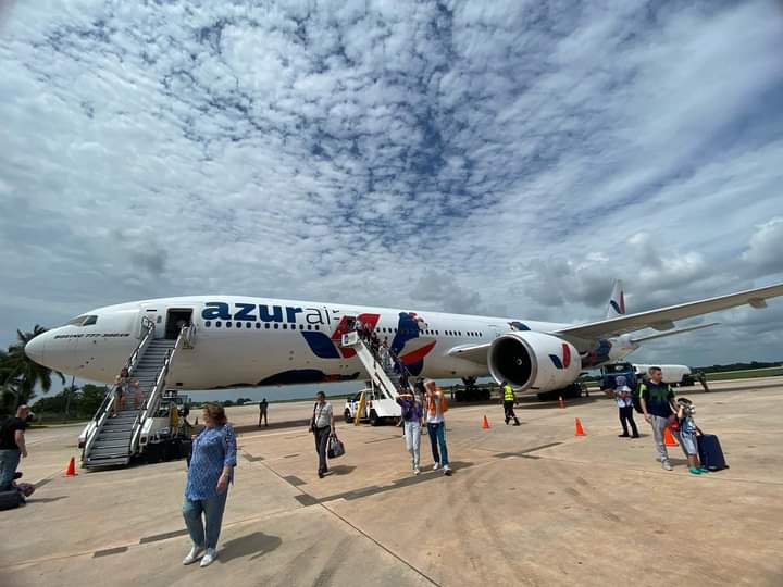 LaRomanaAirport's tweet photo. We are Very Happy to welcome visitors & crew arriving at #LaRomanaAirport today!!! For sure you all will have a great and safe vacation in #LaRomana or any other beautiful destination in the Dominican Republic! @AzurAir #anextour #russia #travel #airport #GoDomRep #besafe https://t.co/IGwpx5VY2u