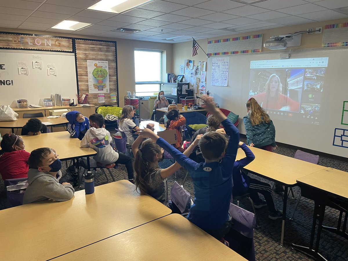 PathfinderElem's tweet photo. Thank you, @ErinKCTV5 and @KCTV5 for sharing your expertise and listening to how much our 3rd graders have learned about weather! Looks like we have a lot of future Meteorologists here at Pathfinder. https://t.co/5g0tbEFtB0