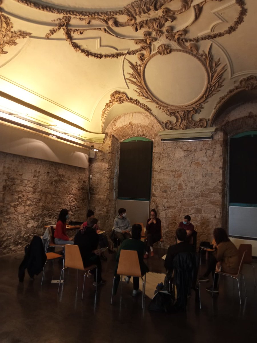thegoodgoodbcn's tweet photo. Avui volem agraïr a tothom que va participar al taller de #MaterialInflamable" L’experiència de comunicació (a l’escenari i fora d’aquest)" a càrrec de Constanza Brnčić.
Gràcies al @ConventAgusti per acollir-nos i a @cultura_cat pel seu suport! https://t.co/4cDLfrIHnb