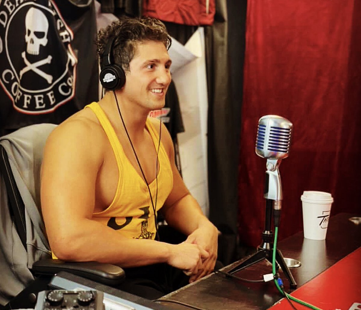RealRayJaz's tweet photo. Hey let’s sit down and talk about those Monday Vibes, huh? #MondayVibes #TheQuest #WeekendTalk 
•
#Journey #Through #Destiny 
•
#BruceHaberli #TeamAdams 
•
#Podcast #Talk #Wrestling https://t.co/52XFcN9EJW