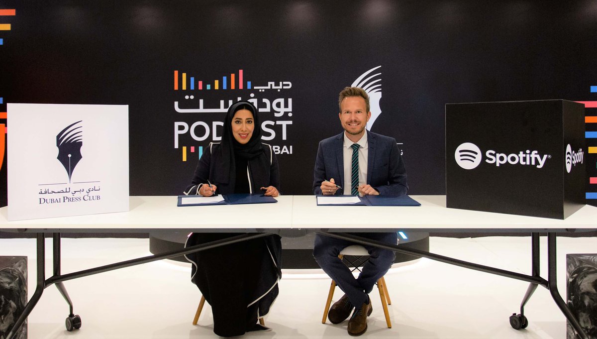 نادي دبي للصحافة وسبوتيفاي يوقعان اتفاقية تعاون لدعم صناع البودكاست في الوطن العربي، وتسريع نمو المجال في المنطقة، خلال النسخة الأولى من بودفست دبي. #DubaiPodFest 
wam.ae/ar/details/139…