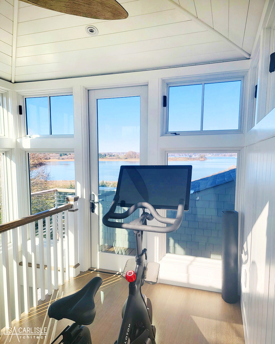 lcarlislearcht's tweet photo. Who needs a little #MondayMotivation? Our clients are thrilled with their new workout space that has spectacular water views. ⚓️ #RIArchitect #HomeGym #GymAddition #WaterViews #PellaView #CustomHomeDesign @Pella_News https://t.co/tVMdBwP4WD