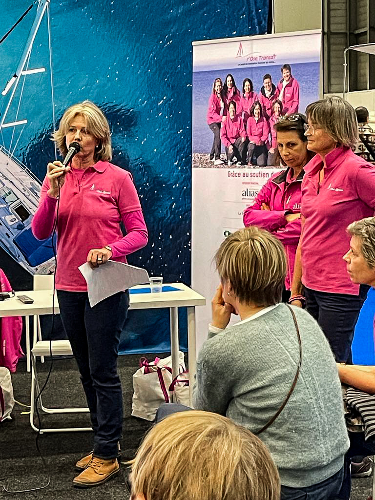RoseTransat's tweet photo. Encore une belle expérience à l'occasion du #SalonNautiqueDuLéman 🙌🏻

Merci à tous d'être venus écouter le récit de nos aventures et tous nos remerciements à notre partenaire #VoileÉvasion pour l'accueil sur son stand ! 🥂

#rOseTransat #SalonNautique https://t.co/4bOAOdLTDO