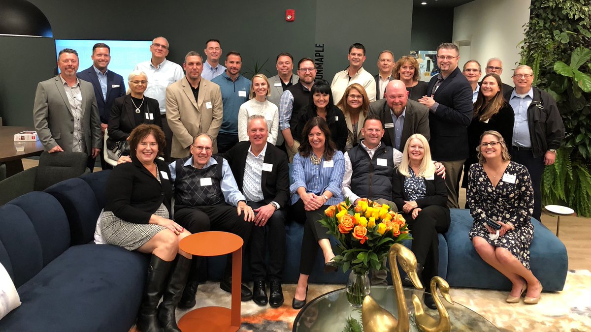 IFMA's tweet photo. BEHIND THE SCENES: President and CEO Don Gilpin with IFMA Fellow Jerry Hinchman and the IFMA - Indy Chapter at their Member Appreciation Reception.
#facilitymanagement #facilitymanagers #builtenvironment #facman #fm #fmers #facilitiesmanagement #facilitiesmanager https://t.co/NkxV6Ve4SV