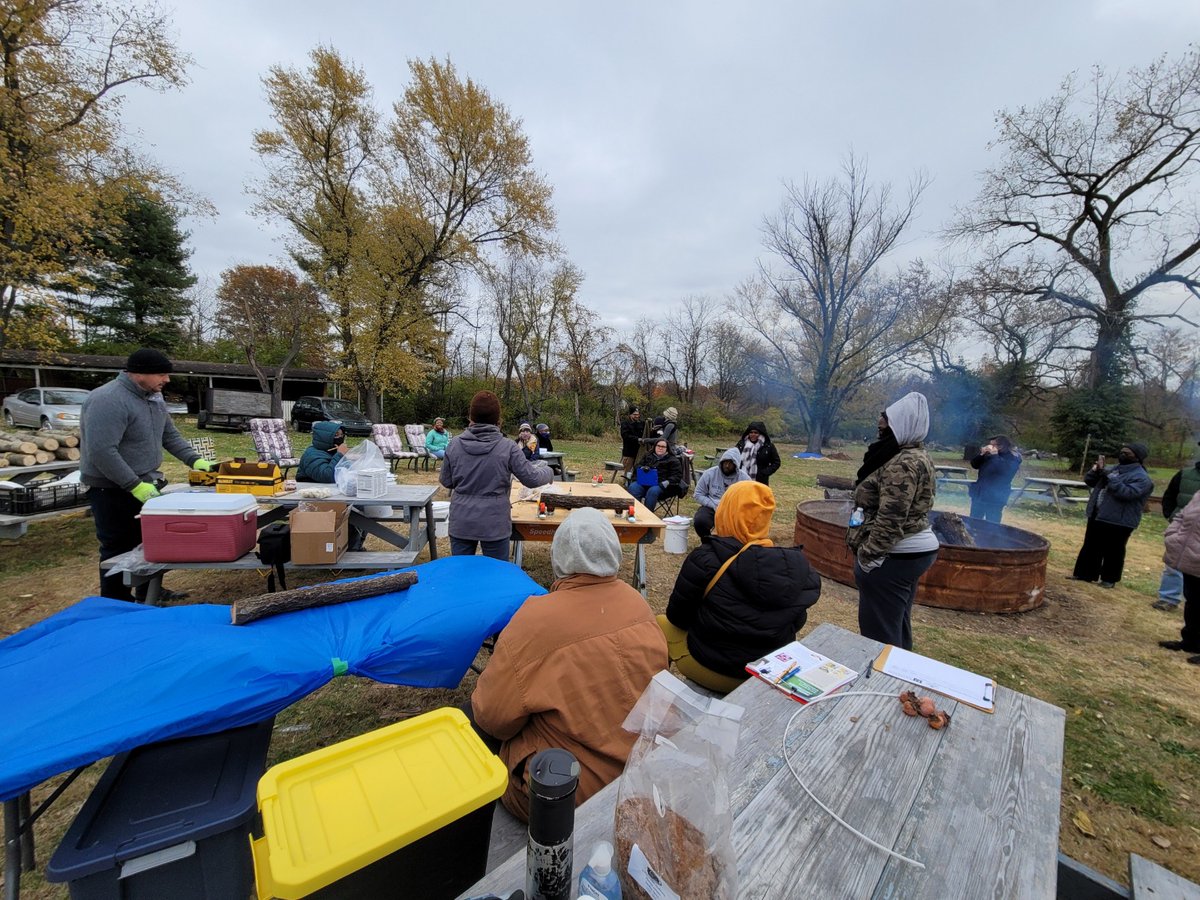 LU_CollegeofAg's tweet photo. Our #ISFOP team in #StLouis was conducting a #mushroom #workshop for their stakeholders.
I want to thank them for their great work.
Thank you and have a great week,
Majed El-Dweik, PhD (@Majed61317038)
Dean College of Agriculture, Environmental and Human Sciences https://t.co/OsGFja9bUY