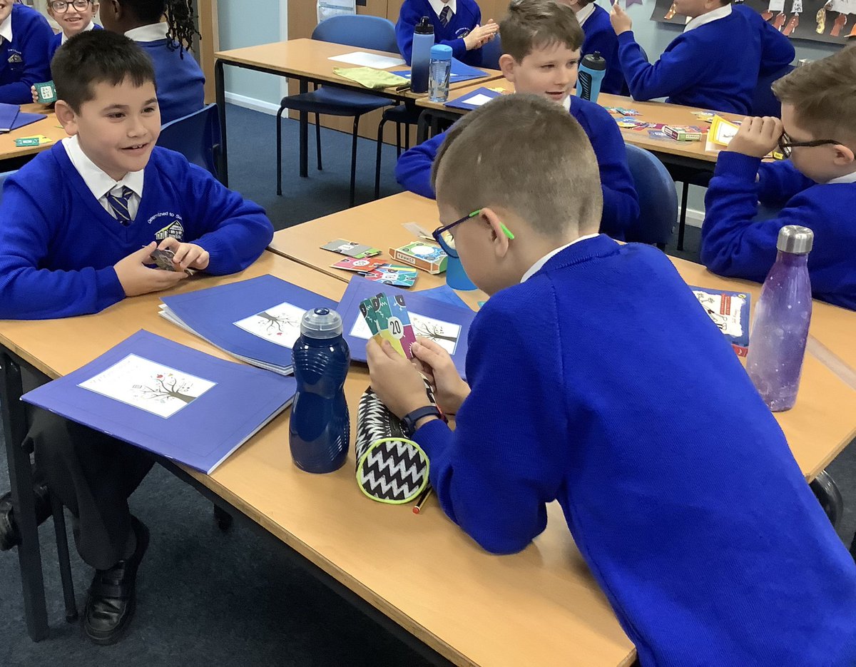 5JH_LPS's tweet photo. Using our Funkey maths cards to learn about factors and products #LPSmaths #Funkeymaths https://t.co/y5JXmKTHj0