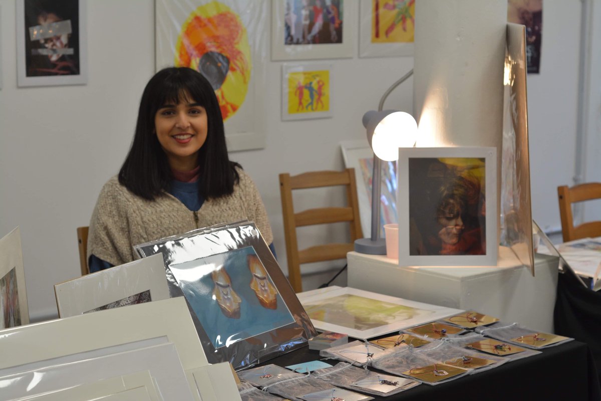 SaltSpace1's tweet photo. ✨Delighted to announce the return of our Makers Market on Saturday 4th December at SaltSpace Community Space!✨

Featuring members work from jewellery, zines, photography, prints, drawings, paintings, apparel!

Perfect opportunity to purchase gifts + support emerging artists 🎁 https://t.co/stoBpE0ah8