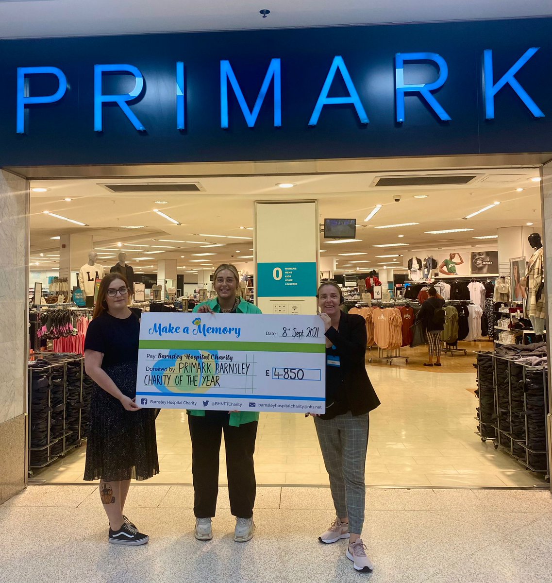 It was a real privilege for us to be @Primark 'Charity of the Year' The Barnsley team 'checked out' with a phenomenal £4,850 for our Make A Memory Appeal. They worked so hard and came up with some fantastic ideas. Thank you - top of the shops! 🏆