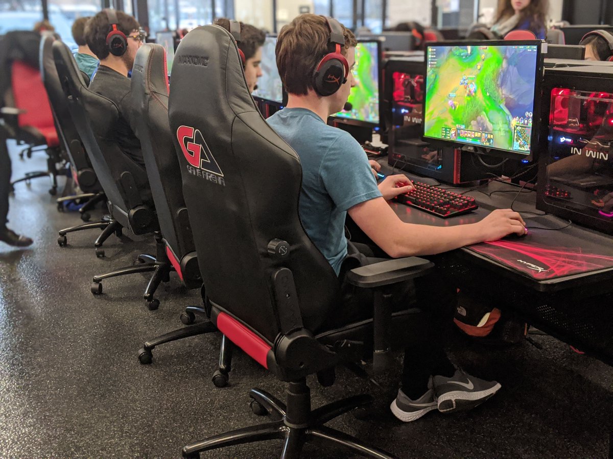 Just because the weekend is over doesn't mean the fun has to stop! Come on down to our Hilliard location for Free Gameplay Monday!