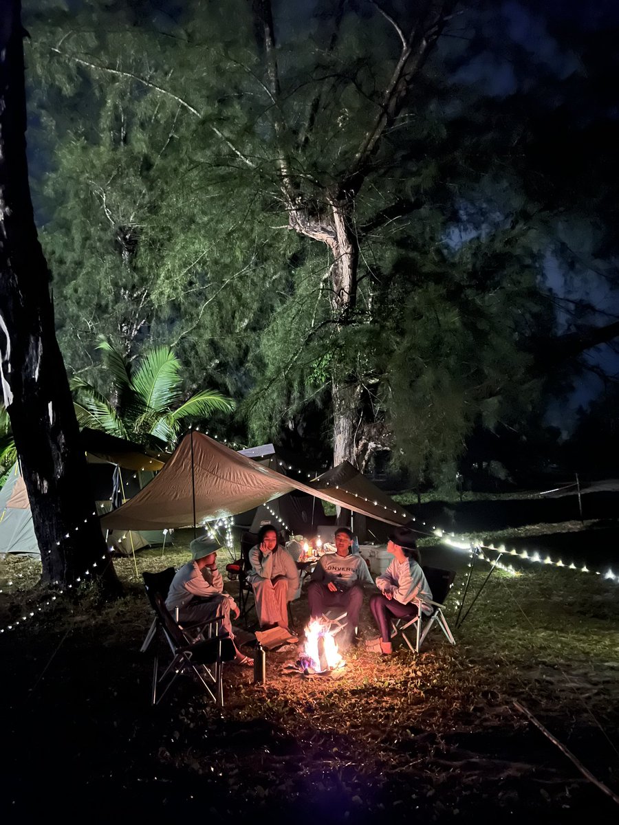 waniazzzzz's tweet image. I did it for the first time! Camping beach was fun, really.