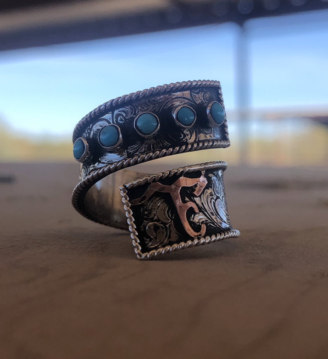 LoganPerryman's tweet photo. Custom Wrap Ring! 
Sterling Silver 
Hand Engraved!! 
With a dash of Kingman Turquoise! https://t.co/tvSe2olrpY