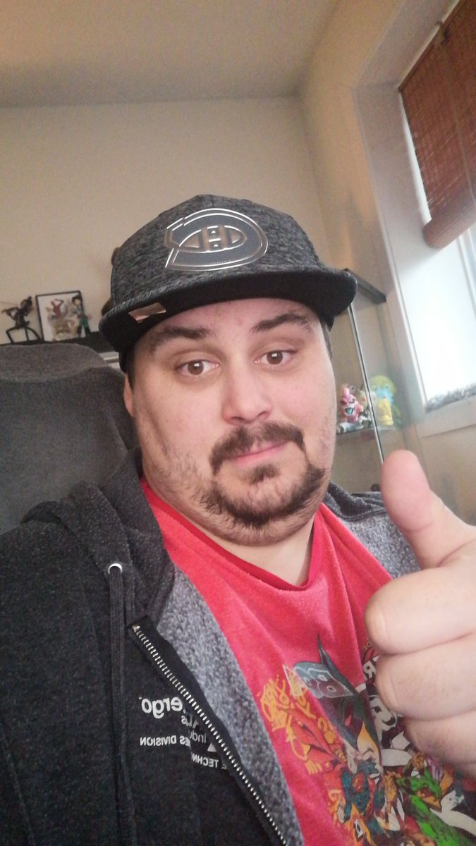 L0rdFrenchy's tweet photo. Shoutout to @ScotianCanadien for the cool hat. Thanks budd!! https://t.co/ru2pnPk8bw