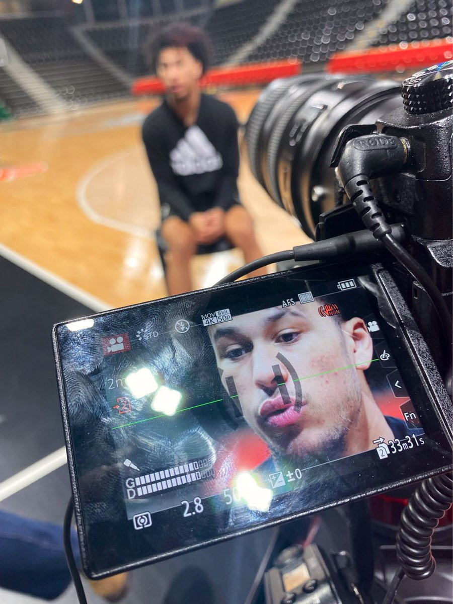 Infinity9Media's tweet photo. 🎥 Réalisation d’interviews : Infinity Nine Media prépare les rencontres de la semaine de @LDLCASVEL en @EuroLeague avec la réalisation des interviews diffusées notamment à la mi-temps des matchs sur @OLTV_officiel https://t.co/8aVo6Wuk4N
