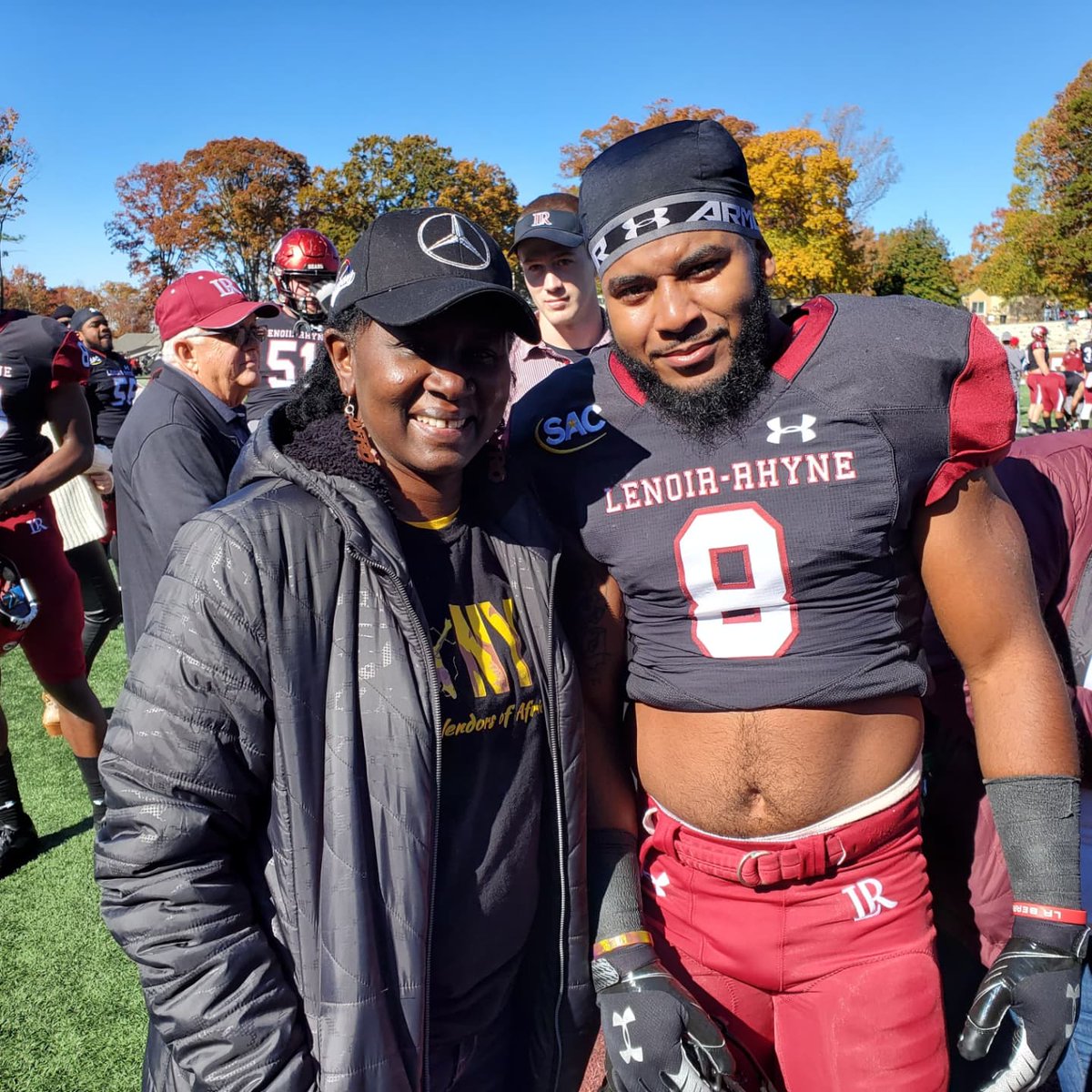 stephen1820twll's tweet photo. Lenoir Rhyne Football Senior Day
Alice Thomas, CEO Splendors of Africa Inc with Jeffrey Thomas DB https://t.co/kMJ4odXQ5e