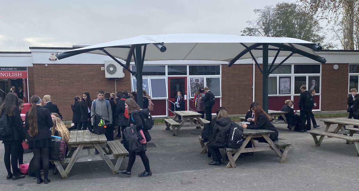 dmilfordtkasa's tweet photo. New external canopies β¦@_TKASAβ© today. More improvements to the school site that benefit our students! #studentsfirst #beproud #keepingdry https://t.co/8qqsRMNDQz