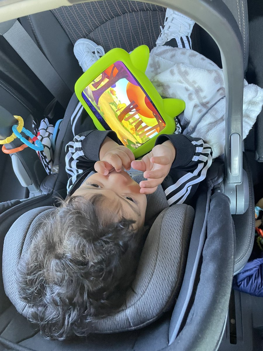 BeckiLife's tweet photo. On my way for my first new year appointment #1yearold https://t.co/igUft1ULdl