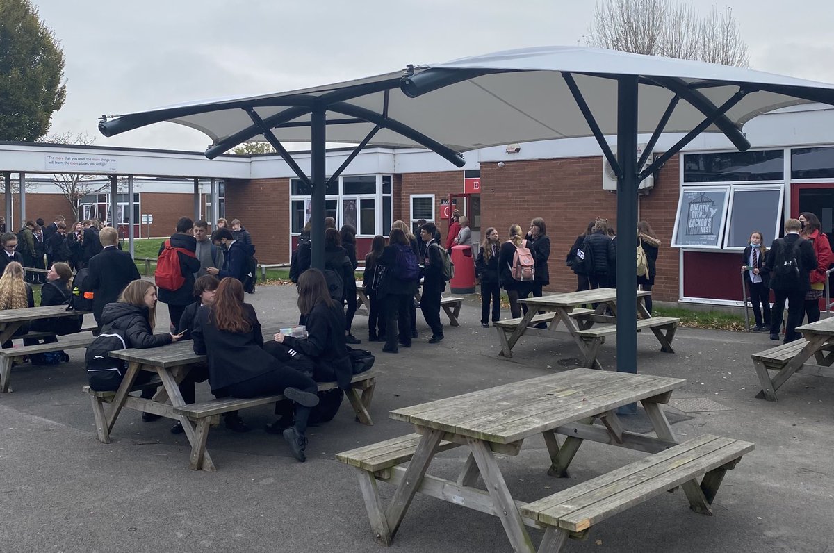 dmilfordtkasa's tweet photo. New external canopies β¦@_TKASAβ© today. More improvements to the school site that benefit our students! #studentsfirst #beproud #keepingdry https://t.co/8qqsRMNDQz