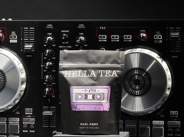 hellateaoakland's tweet image. Happy Birthday @E40! Our Earl Grey blend, E-4Tea, is inspired by this Bay Area hip hop legend.

From music, to beverages, &amp;amp; now food, you continue to display the heart &amp;amp; hustle that the bay is known for. Cheers, sir! 🥂
#HellaTea #HellaOakland #HellaGood #YayArea #LooseLeafTea