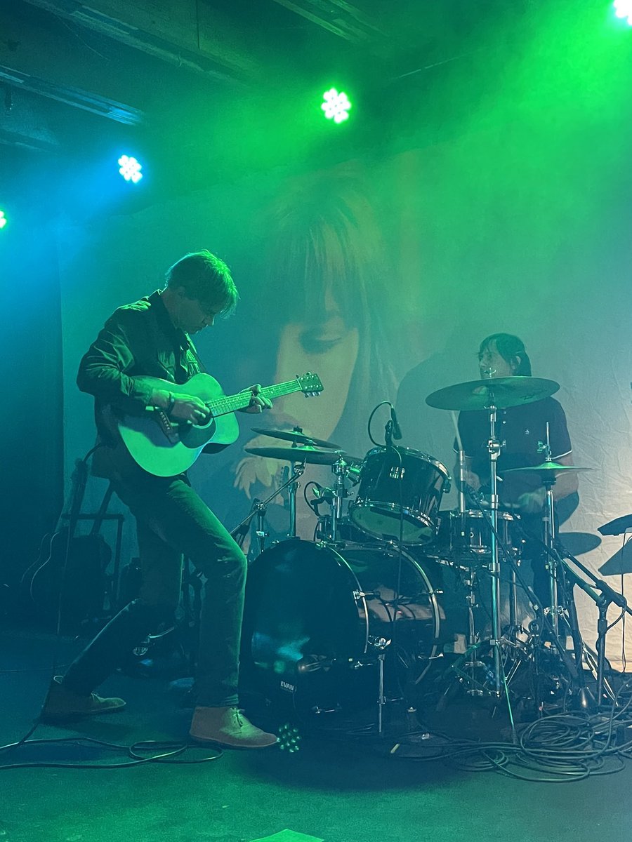 StevenMLeo's tweet photo. @theoceanblue at @thesoileddove (Denver) and @CrescentPHX (Phoenix)!
Photos: @any2ndnow @VintageCrewTags
#theoceanblue #whenlifewaseasy
#marigold #askmejon #janebirkin
#phxterminal4shutdown
#finechina #soileddove #crescentballroom @Jbrekkie #headoverheels
#walkoffmusic https://t.co/VlihSMLEBX