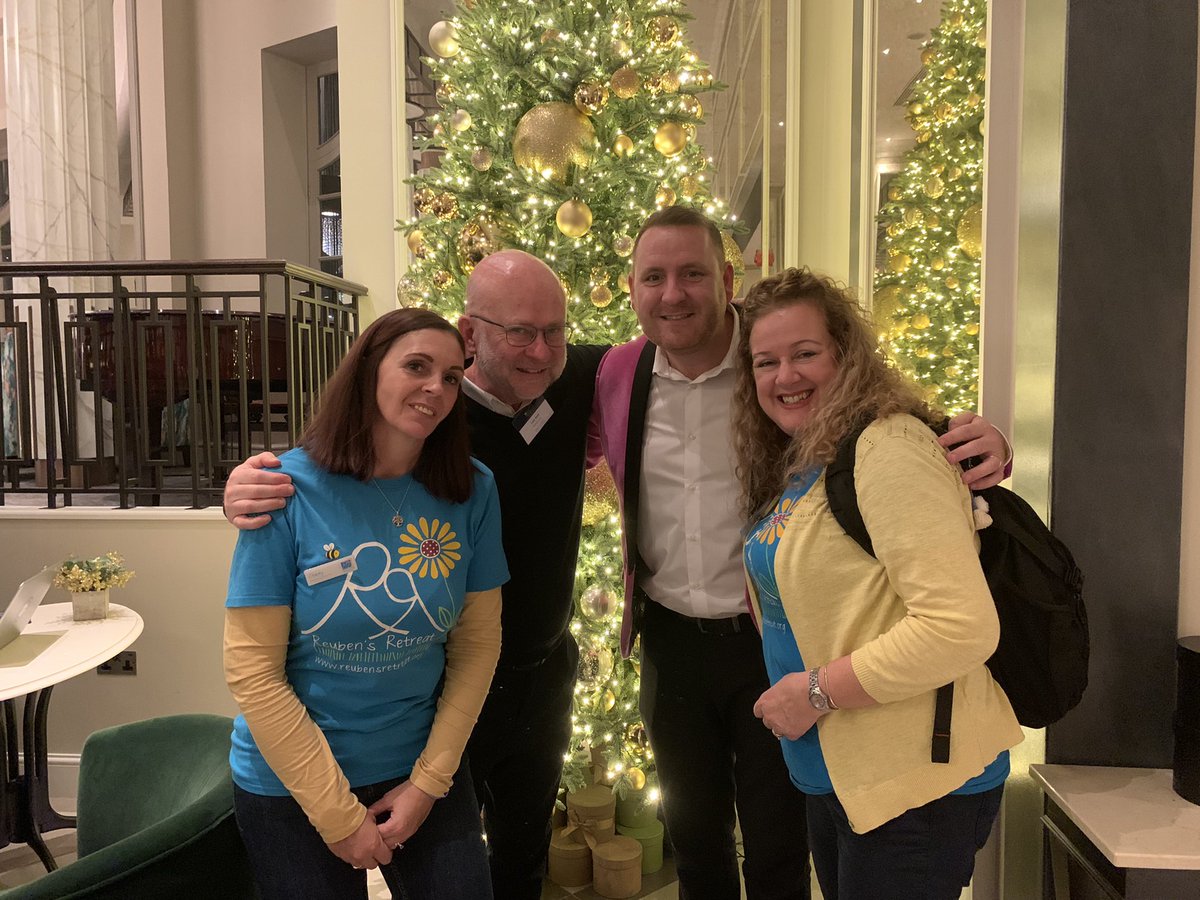 ReubensRetreat's tweet photo. Great to see the fabulous @m_richards1982 & Leon from @CelebrityUK at @TCworldwide #TCTogether today 💙 great to see everyone again! https://t.co/kCTRiHzgSp