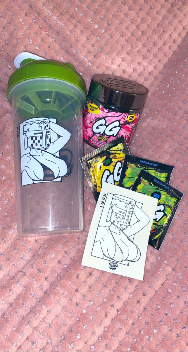 swebunny's tweet photo. Just got my @SwaggerSouls waifu Cup grime @GamerSupps;
I just had to get a pink flavour with it and they where so kind to send samples! 😍 https://t.co/IPwHt2mokv