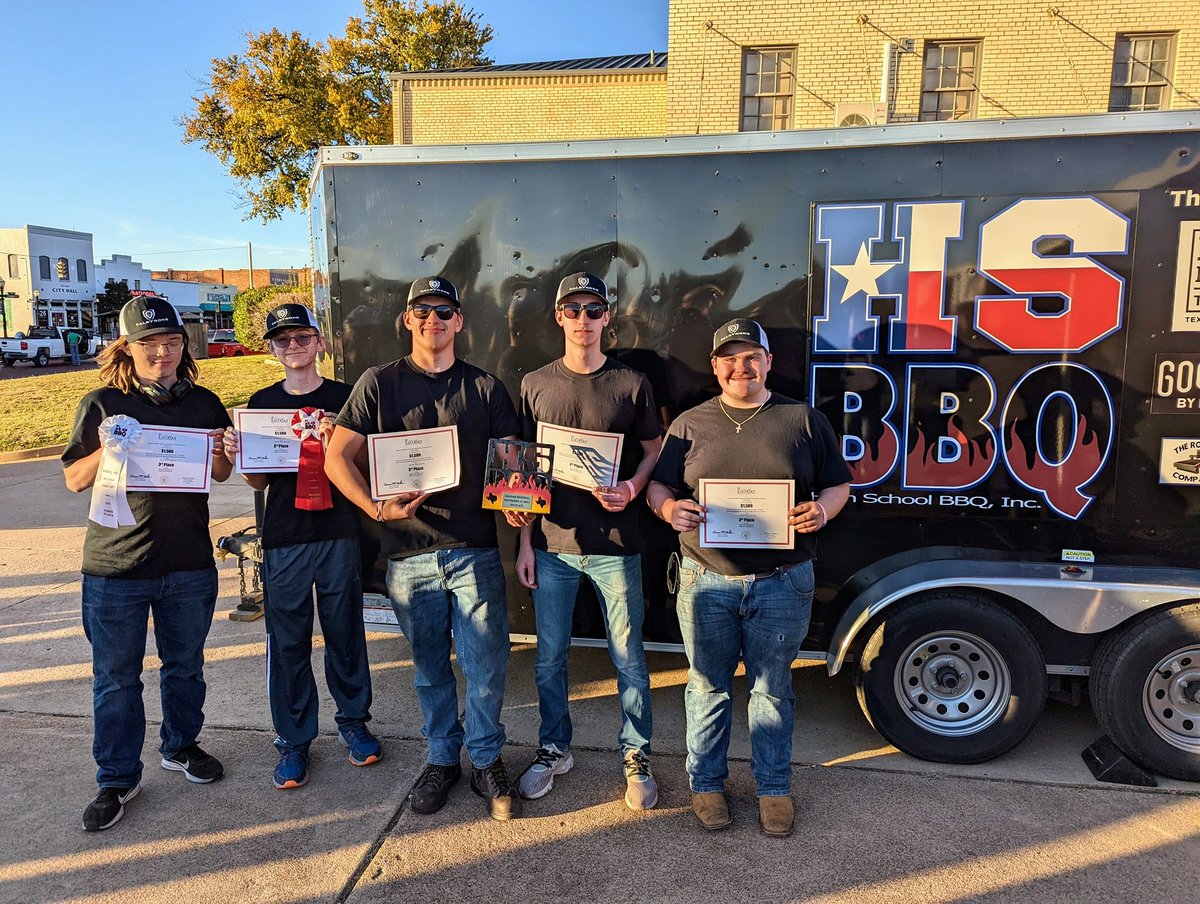 GBCCA_RISD's tweet photo. Congratulations to 205 Pitmasters Team Smoke for placing 3rd overall and qualifying for State! https://t.co/7PfdwB3KOB