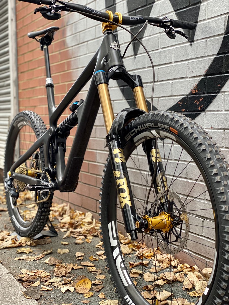 Harry Roberts tweet media