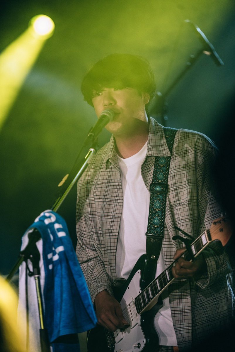 yurufuwaremove's tweet photo. 2021年11月14日

【セットリスト】

夢の記憶
ブルースター
���ンドリー
海辺にて
分岐点は蒼
泡になる前に

約2年ぶりのライブありがとうございました。
これからもゆるふわリムーブをよろしくお願いします。

photo @s_cam12 https://t.co/BLtOrDsNby