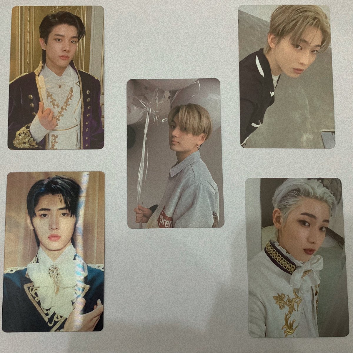 sahiiicart_'s tweet photo. 💌 ꒰ #AMails | #AParkproofs ꒱
— jay balloon set arrived yesterday~ thank you so much for packing them safely @enhalabyuuu !! 🤍 https://t.co/81JRzpBqJQ