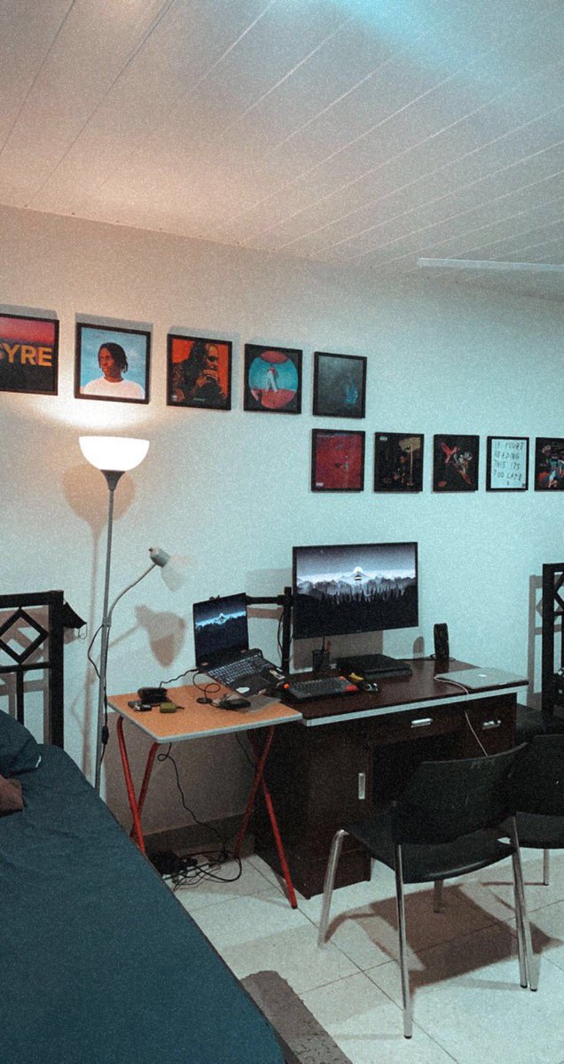 IframesG's tweet photo. Music Album Covers on Walls .
 
 @calebotchi 🤏🏾

#walldecor 
#wallart 
#wallhanging 
#iframesgh 
#interiordesigner 
#interiordesign 
#wallframe 
#musiclover 
#musicalbums https://t.co/X58t80c4QX