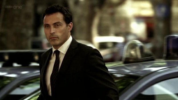 FansiteRS's tweet photo. Hello π happy Monday π back to a brand new week which means new photos we are also getting so close to Xmas advent calendar time as well β€οΈ we are just doing a random week this week X #rufussewell #mondaypost #mondaypic #randomweek #random #zen https://t.co/HWOU4EOleZ
