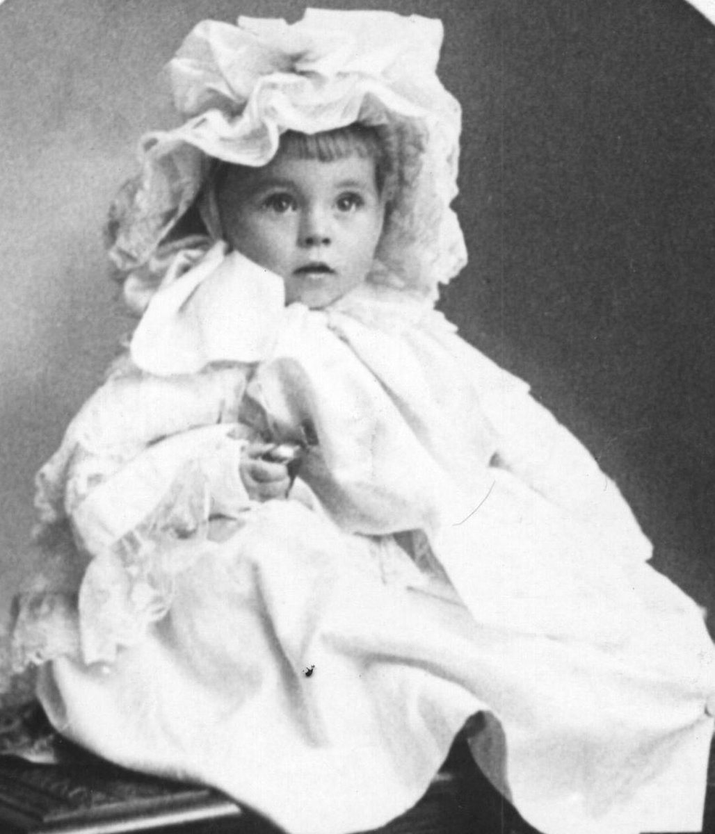 Cartland_Books's tweet photo. To read Barbara Cartland’s life story is to be impressed that someone could fit so much into only one life! And you can find it all here from birth to her final years in Camfield Place: https://t.co/2otGvEPR8b https://t.co/riRDaHE1RC
