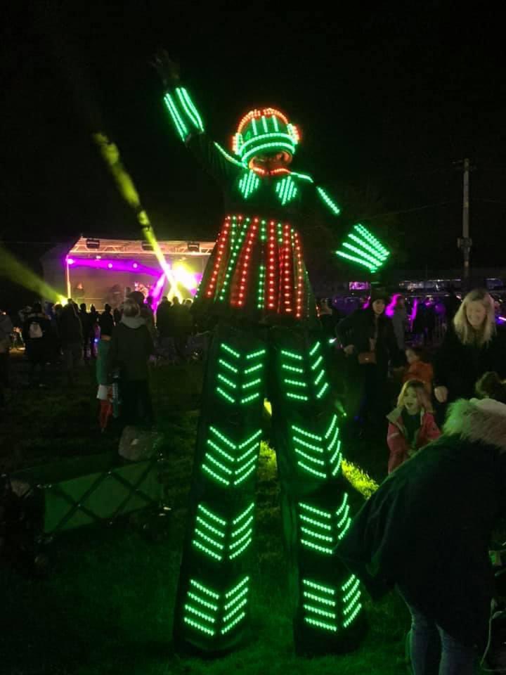 kingwhippy1's tweet photo. Autumn Lights was EPIC

#icecream #icecreamvan #desserts #mrwhippy #kingwhippy #surrey #london #party #cakes #waffles https://t.co/IYPq2iNoD4