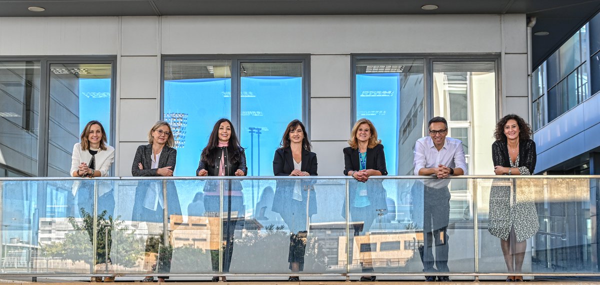 🗳️🗳️ Hoy es el último día de campaña electoral. 

Aún estás a tiempo de visitar la web de la única candidata, la actual decana <a href="/MarMarinSanchez/">María del Mar Marin</a> 

Conoce el balance de estos 4 años y las propuestas de futuro: 

🌐marmarin.es 

#conMaravanzamosenFADE #adeupv #fadeupv
