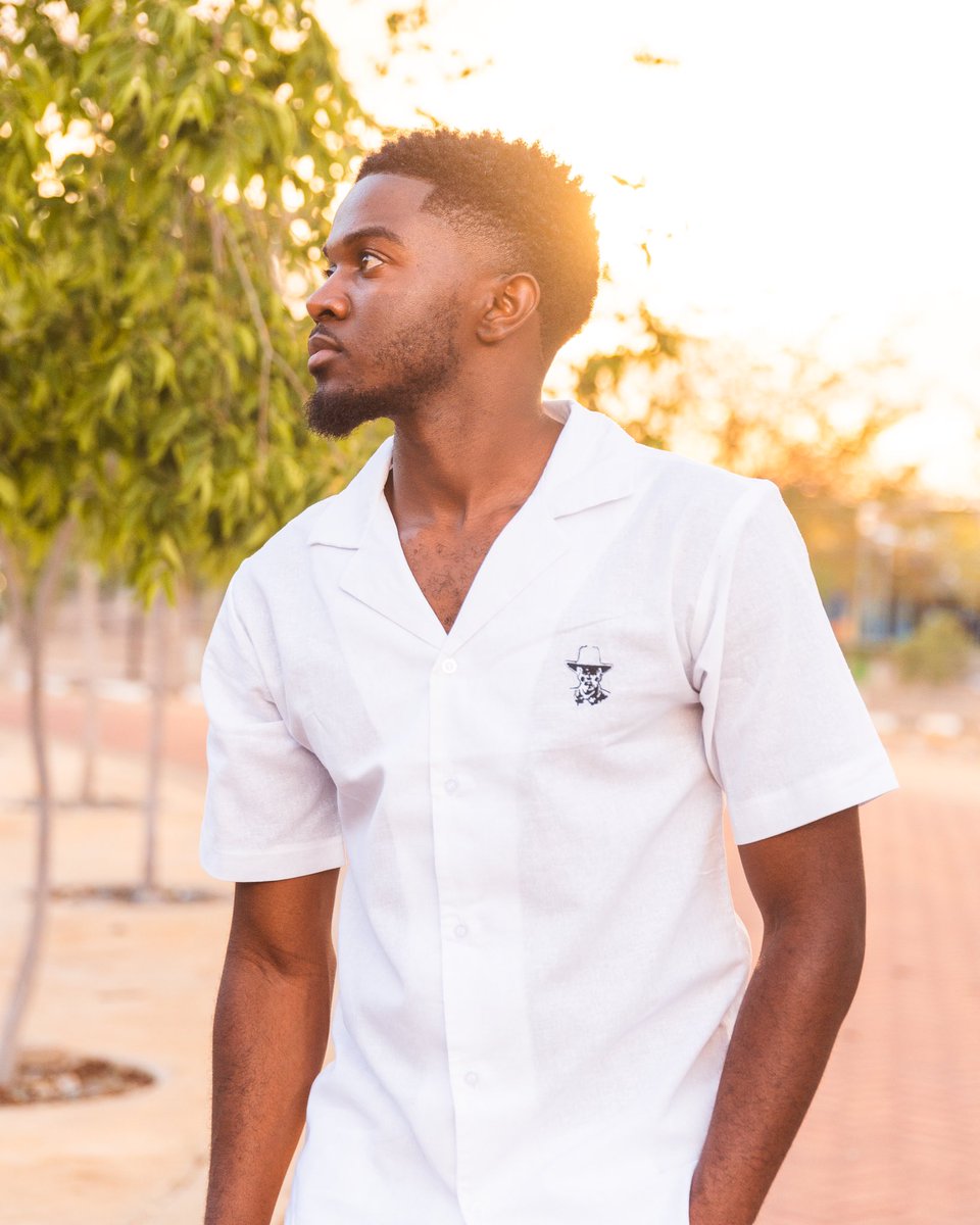 HENDRIKWEAR's tweet photo. Introducing our seasonal summer edition piece. Available as from December to early January. 🚀 https://t.co/u3abKrXmaz