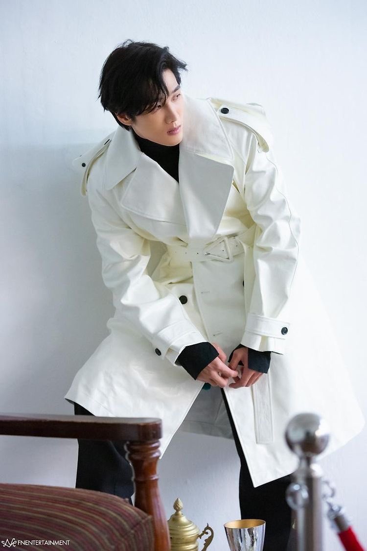 ahnbohyunpics's tweet photo. this fine without even try https://t.co/MnCgVTVQz0