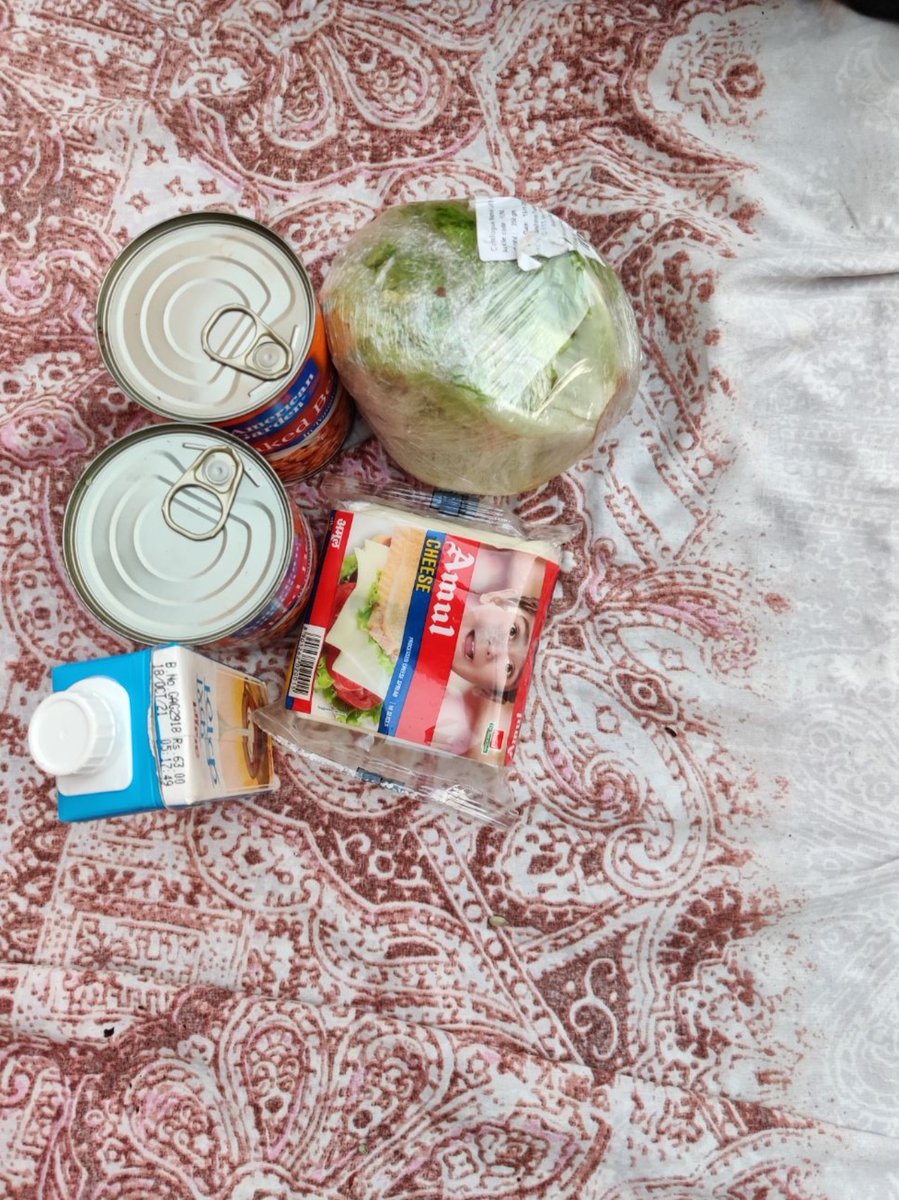 Krishna_Ludhani's tweet photo. Pathetic customer care service @swiggy_in @SwiggyInstamart 
It's been more than an hour and they can't provide the resolution to my problem.
Chat customer care executive are taking all day long to reply.
Received order of different customer
Please help ASAP
I'm already exhausted https://t.co/UOgmlqLBZh