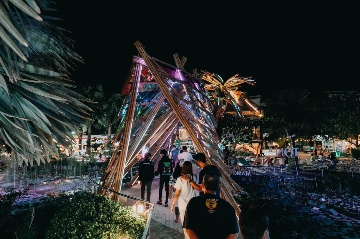 ReviewEsan's tweet photo. จุดถ่ายรูปใหม่ที่ ตลาดต้นตาล #ขอนแก่น
✨“Bamboologram Pavilion”
เป็น Art installation ที่ใช้วัสดุธรรมดา ธรรมชาติอย่าง #ไม่ไผ่

ภาพจากเพจตลาดฯ 

ดูเพิ่ม https://t.co/xLt3qYt4xm

#รีวิวอีสาน #รีวิวขอนแก่น #reviewesan #reviewkhonkaen #khonkaen #ขอนแก่น https://t.co/3ZSKBdOH4s