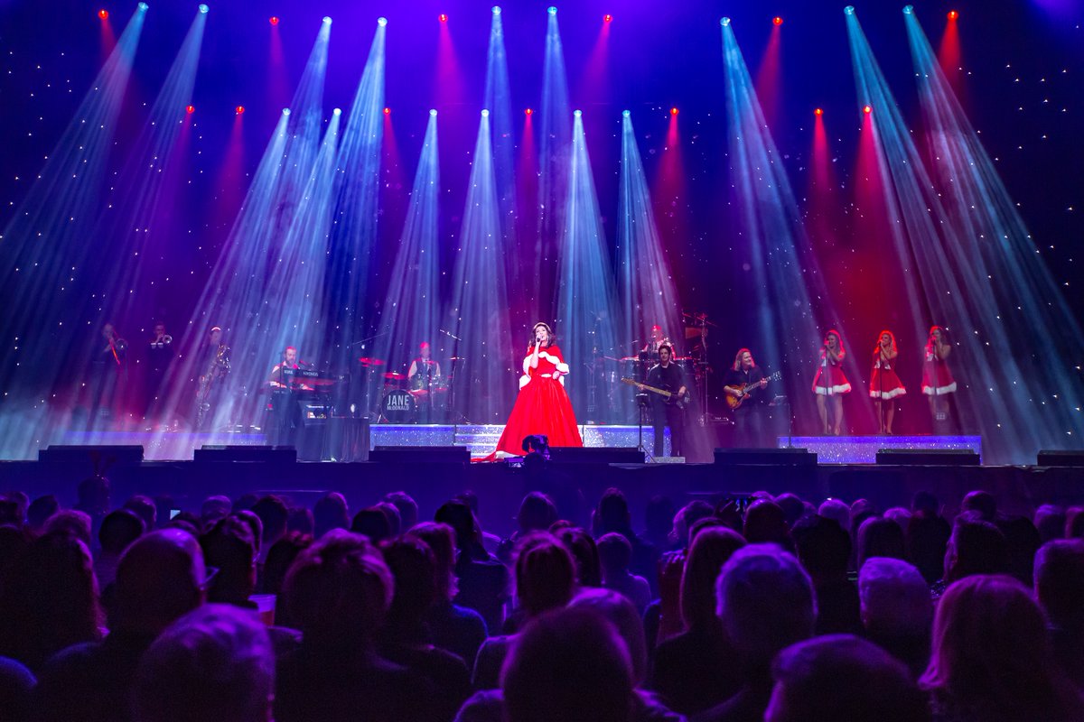 Jane McDonald tweet media