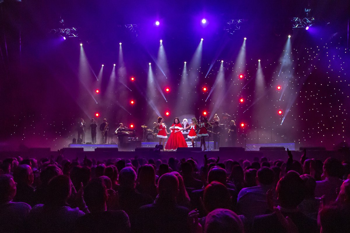 Jane McDonald tweet media