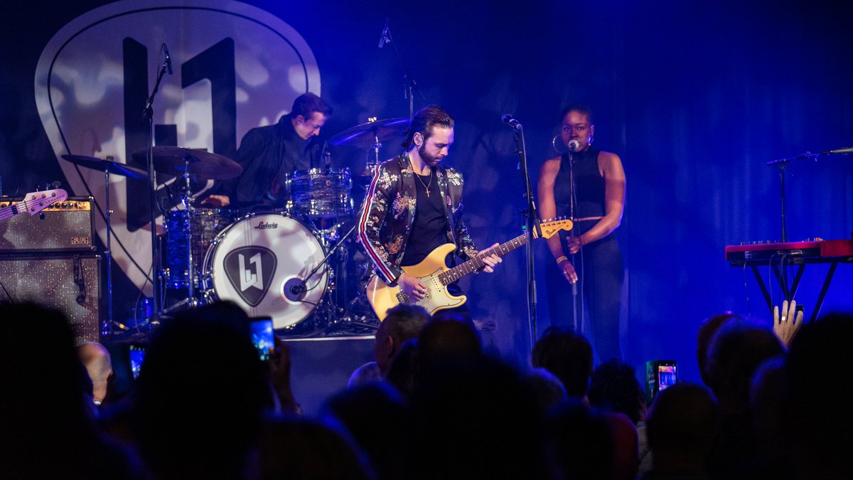 Theater De Tamboer tweet media