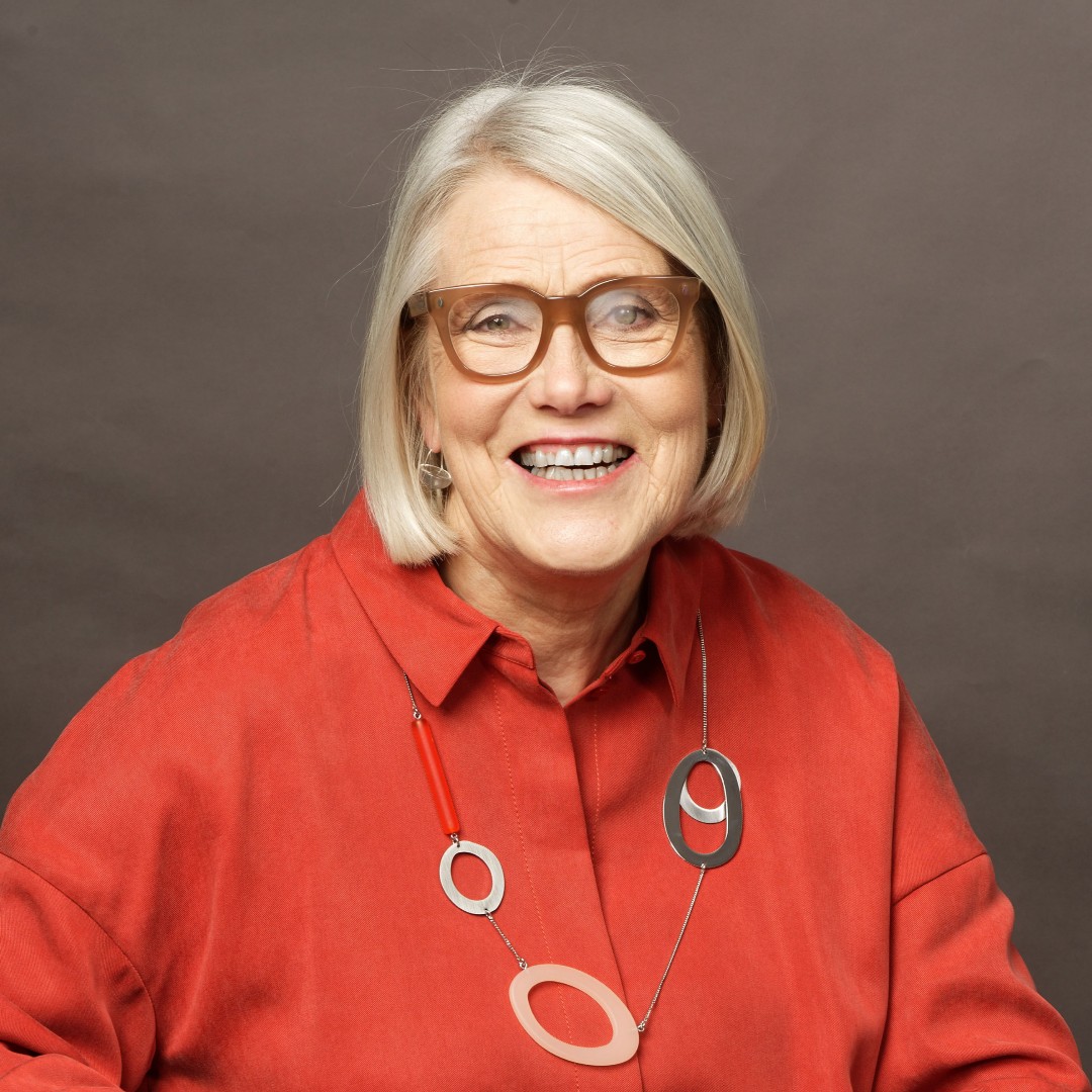 Womans_Way's tweet photo. Foods for Thought ❤️With a new cookbook under her belt, #DarinaAllen gives #AndreaSmith tips for a stress-free Christmas in #WomansWay 💯
#outnow #festiveissue https://t.co/EOXFazYjsQ