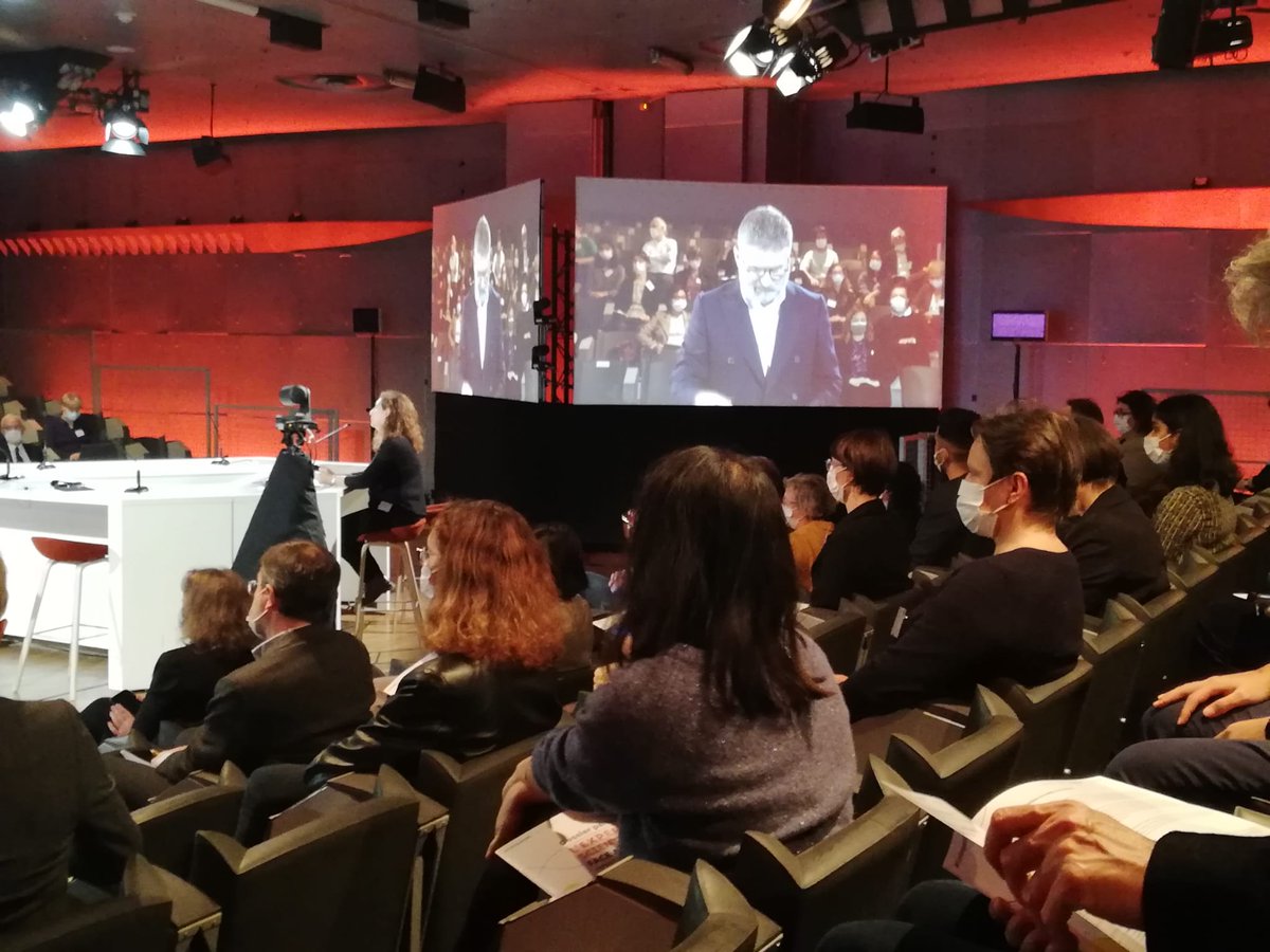 HAS_sante's tweet photo. 🔴 En direct | #ColloqueHAS "L'expertise scientifique face aux crises : refonte ou ajustements ?"
Il est toujours possible de vous inscrire (tchat, traduction simultanée) 👉 https://t.co/BRC8BYG549
For English-speaking 👉https://t.co/lWiTXOvaxd https://t.co/EoLtEKNoQ9